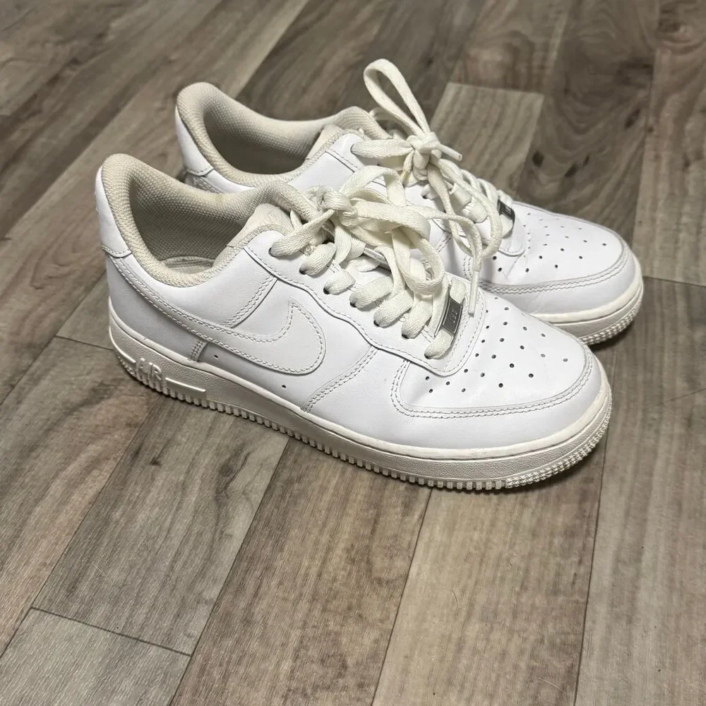 Nike Air Force 1’s white sneakers women’s 7.5